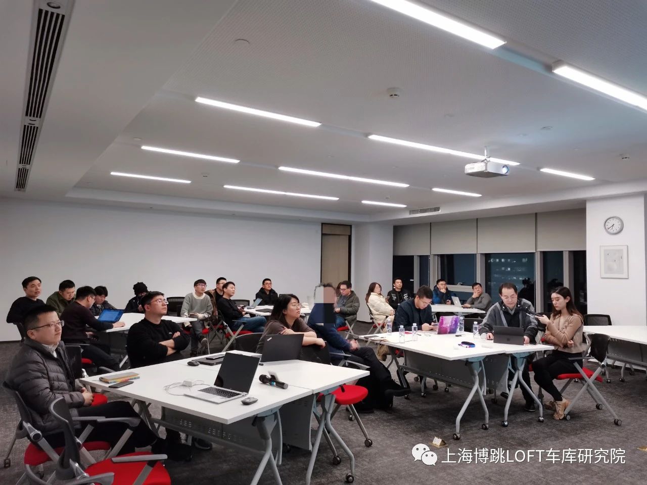 开封杭州LOFT车库专题会